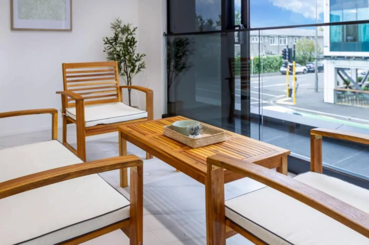 10 Salisbury Cosy 2-Bed Retreat Villa Christchurch Holiday home